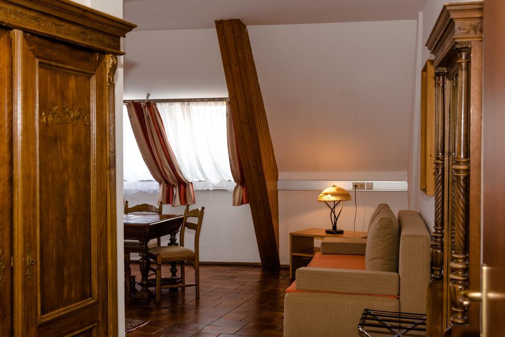 Stadthotel Schwerterbraeu ยูเดนบวร์ก ภายนอก รูปภาพ