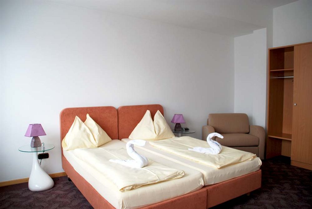 Stadthotel Schwerterbraeu ยูเดนบวร์ก ภายนอก รูปภาพ