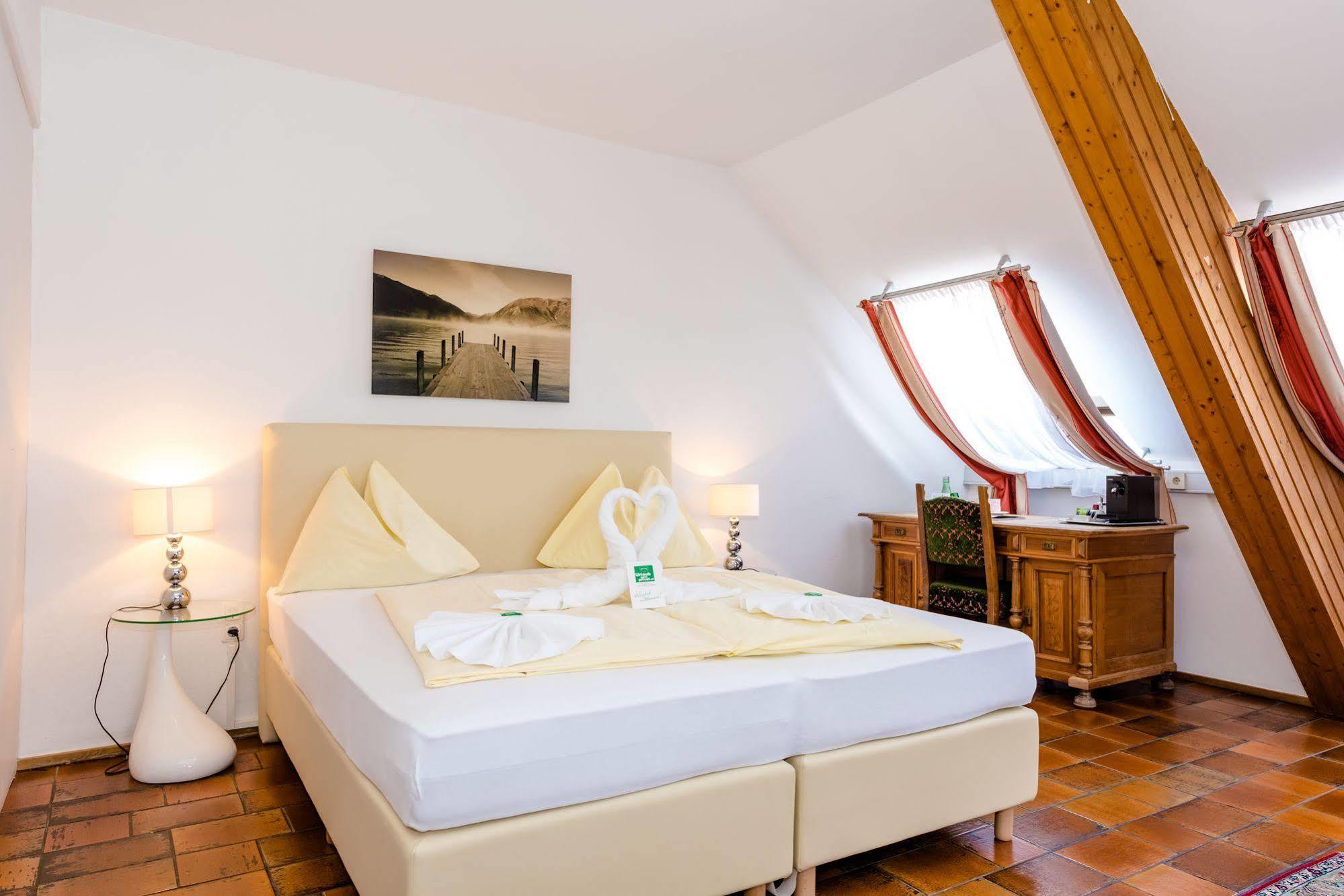 Stadthotel Schwerterbraeu ยูเดนบวร์ก ภายนอก รูปภาพ